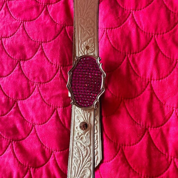 Y2K - GUESS WHITE LEATHER BELT WITH PINK RHINESTONES - Picture 3 of 4